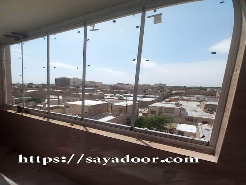 بالکن شیشه ای 