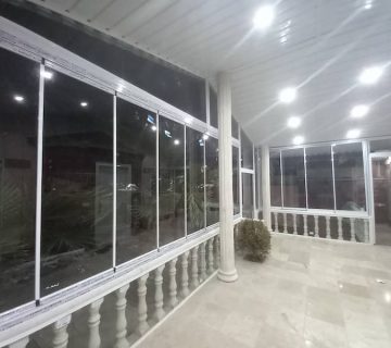 شیشه بالکن در پرند